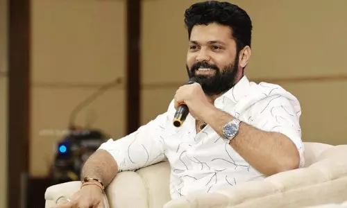 రక్షిత్ శెట్టి లవ్ స్టొరీ ట్విస్ట్.. ఫ్రెండ్ వల్లనే అలా..