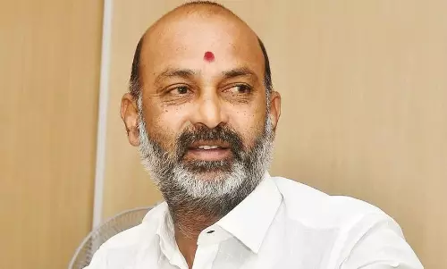 అరెరె.. బండిని తప్పించి గాడి తప్పామా? బీజేపీ అంతర్మథనం