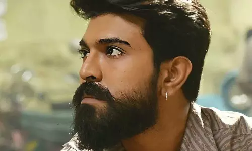 చరణ్‌ ఫ్యాన్స్‌ ఆవేదనలో అర్థం ఉంది!