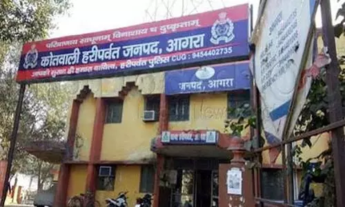 ఇదో సిత్రమైన పంచాయితీ.. జీన్స్ వేసుకోమన్న అత్త.. చీర కడతానన్న కోడలు