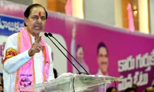 20లోపే సీట్లు వస్తున్నప్పుడు ఏంటి పరిస్థితంటూ ఫోన్లు ఏల కేసీఆర్?