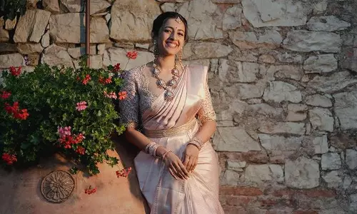 Niharika Konidela Stunning Pink Saree Look