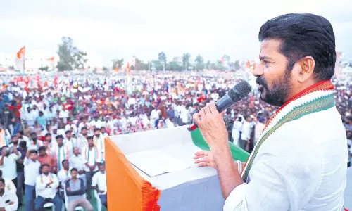 బక్కోడు కాదు బకాసురుడు.. కేసీఆర్ పై రేవంత్ అదిరే కౌంటర్