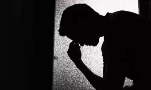 యూట్యూబ‌ర్ ప్రాణాలు తీసిన నెటిజ‌న్ల కామెంట్లు!