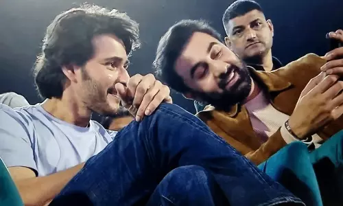 ట్రైల‌ర్ చూసాను.. మెంట‌లొచ్చేసింది: మ‌హేష్‌