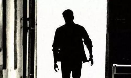 జ‌నాల్ని చూసి షాకైపోతున్న హీరోలు!