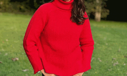 Pragya Jaiswals Radiating Charm with Her Million Dollar Smile