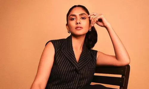 ప్రిన్సెస్ కూల్ ఫోజ్ ఇస్తే ఇలా