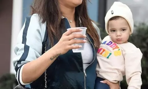 Majestic Mom Priyanka WIth Her Baby Majestic Mom Priyanka WIth Her Baby