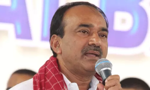 టార్గెట్ కేసీఆర్‌.. ఈట‌ల కొంప ముంచేసిందా?