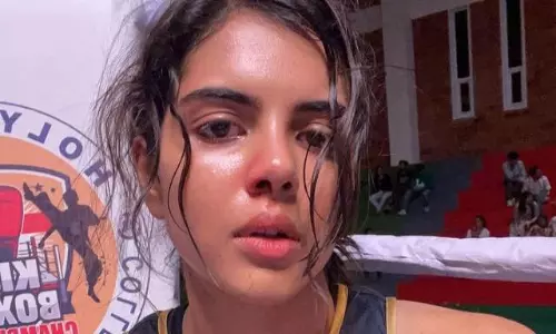 హీరోయిన్‌ కిక్స్‌ నిజం.. దెబ్బలు నిజం.. కన్నీళ్లు నిజం