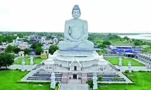 అమ‌రావ‌తే రాజ‌ధాని.. కుండ‌బ‌ద్ద‌లు కొట్టిన కేంద్రం!