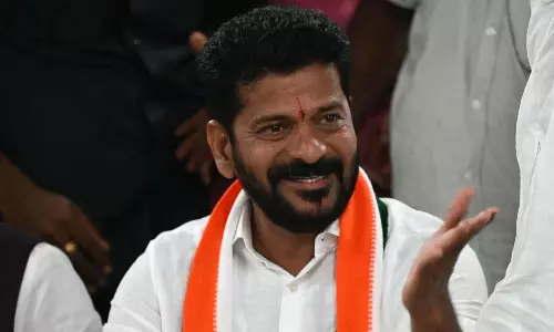 రాజకీయ మొనగాడు రేవంత్ రెడ్డి ...