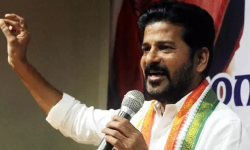 పదవీపట సోపానంలో.. ఎన్టీఆర్ సరసన ముఖ్య ‘‘మంత్రి’’ రేవంత్