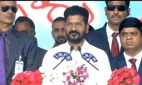 రేవంత్ కి మంచి సూచన చేసిన వైసీపీ మంత్రి...