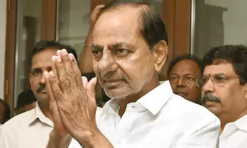 కేసీఆర్ రాలేదు.. విష్ చేయ‌లేదు.. బాధ భ‌రించ‌లేకున్నారా? :  నెటిజ‌న్ల టాక్‌