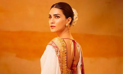 వాళ్లకి లీగల్‌ నోటీసులు ఇచ్చిన ప్రభాస్‌ హీరోయిన్‌