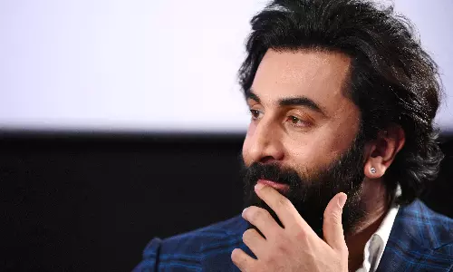 షాకిస్తున్న స్టార్ హీరో నిక‌ర ఆస్తుల విలువ‌