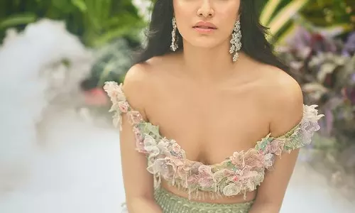 Floral Delight: Shraddha Kapoors Angelic Fashion Statement