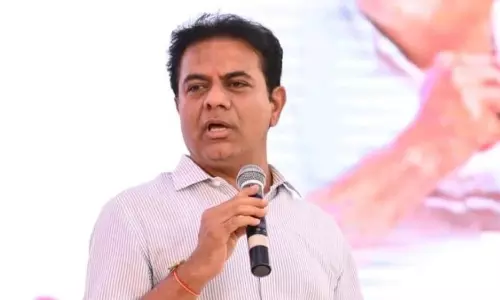 కేటీఆర్ ఎందుకు ఎమ్మెల్యేగా ప్రమాణ స్వీకారం చేయలేదు?