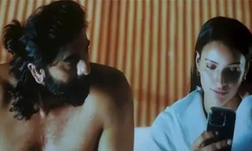 రొమాన్స్ ర‌స‌వ‌త్త‌రం అవ్వ‌డానికి  కార‌ణం?