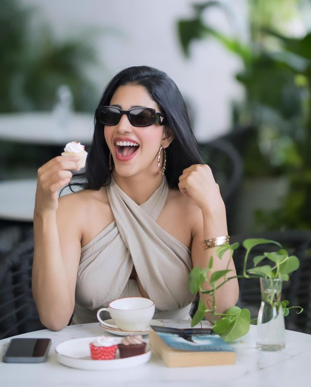 Daksha Nagarkars Spellbinding Green Saree Avatar Daksha Nagarkars Spellbinding Green Saree Avatar