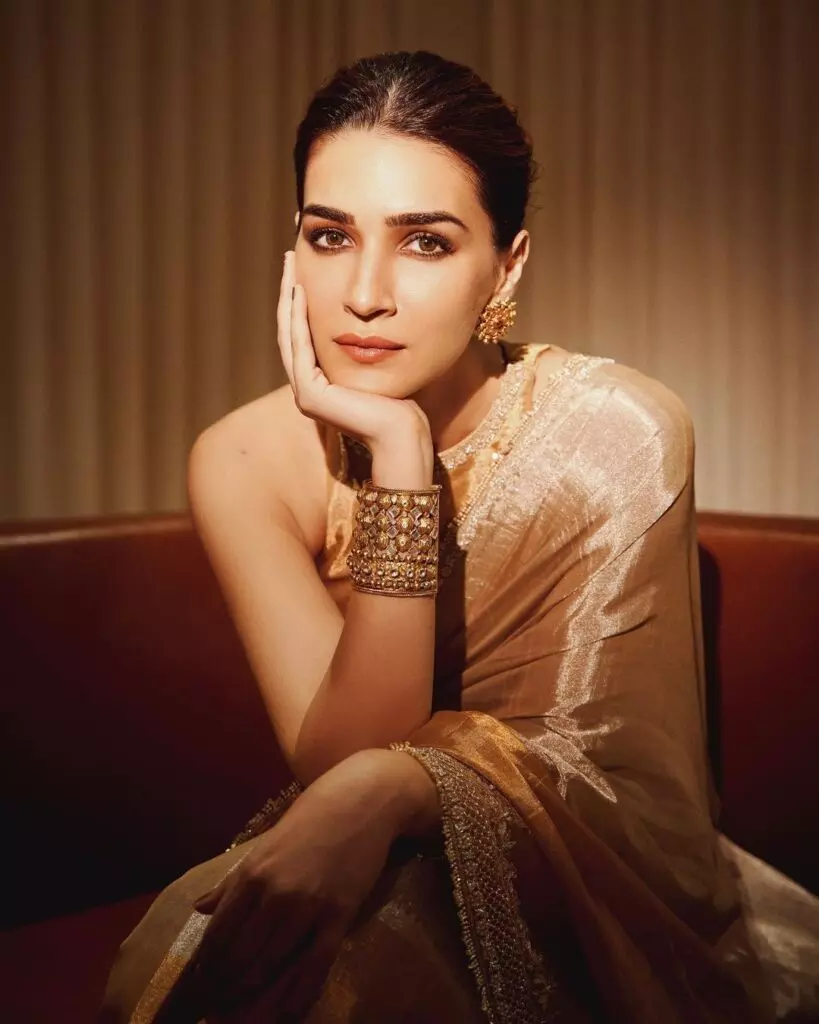 Dazzling Traditional Clicks Of Kriti Sanon
