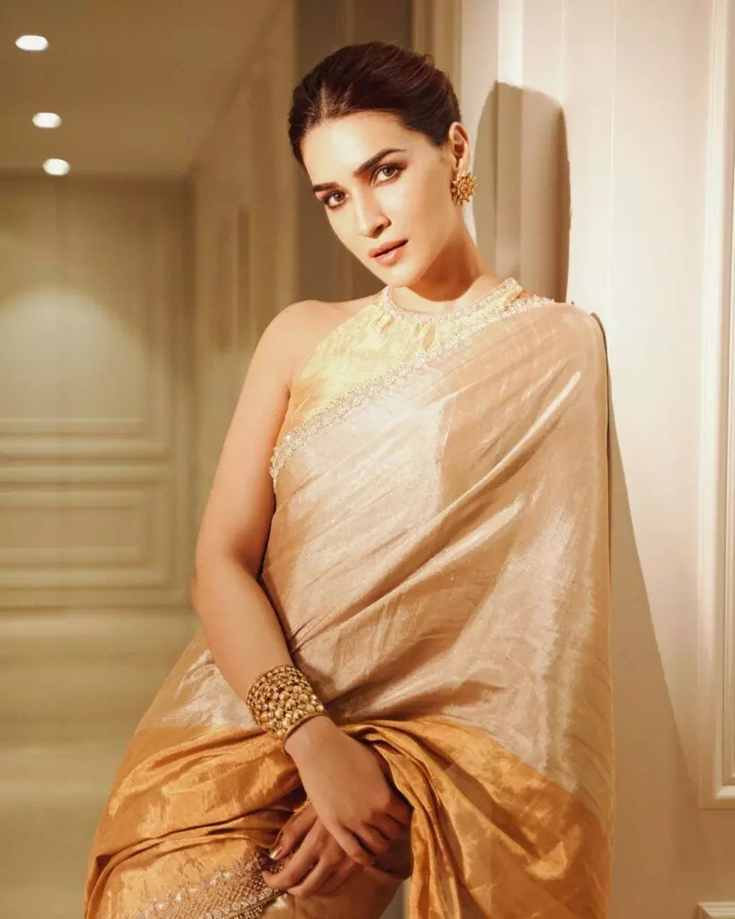 Dazzling Traditional Clicks Of Kriti Sanon