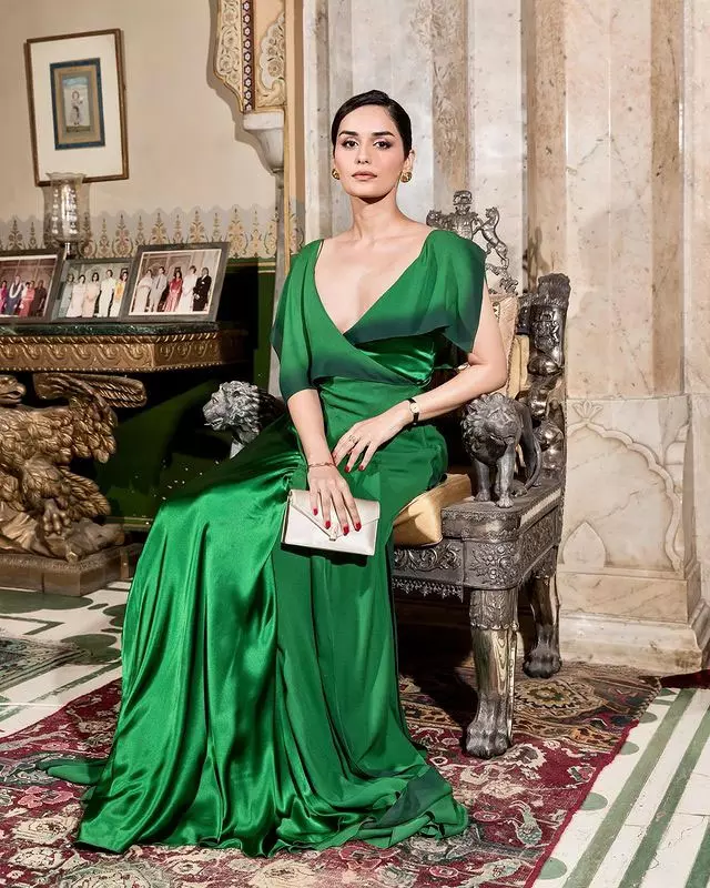 Manushi Chillar Stunning Bikini Photos Manushi Chillar Stunning Bikini Photos