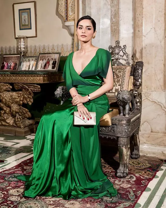 Manushi Chillar Stunning Bikini Photos Manushi Chillar Stunning Bikini Photos