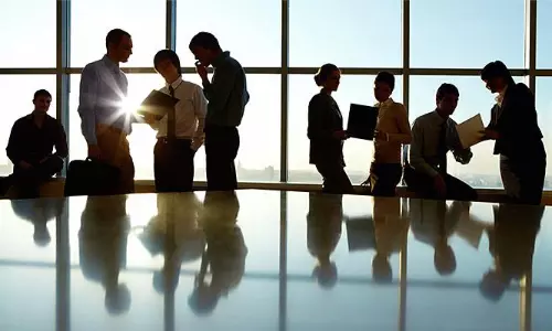 పవర్ పోయి 10 రోజులు కాకున్నా.. అప్పుడే ఇంతలా కోతలా!