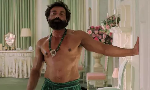 వీడియో: బాబీడియోల్ బీస్ట్ లుక్ వెన‌క క‌ఠోర‌ శ్ర‌మ‌