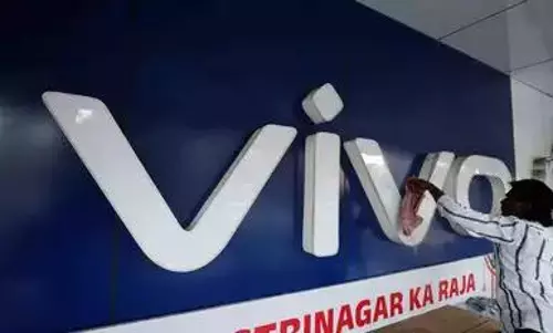 గంట పాటు ఫోన్లు స్విచ్చాఫ్ చేస్తే ఎన్ని లాభాలో తెలుసా