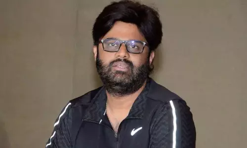 యానిమల్ సైగతో.. నగవంశీ ఘాటైన కౌంటర్