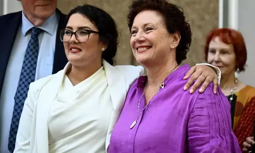 తన పిల్లలను తానే చంపుకుందని ఇరవై ఏళ్ల జైలు