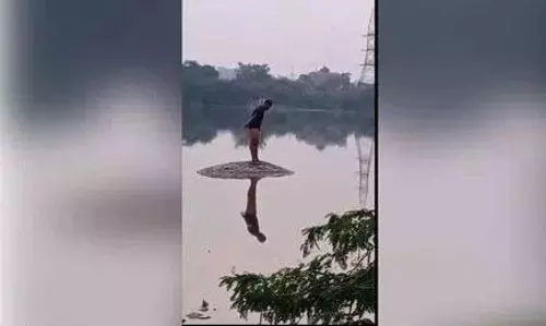 సీఎం కానీ మాజీ సీఎం కానీ వస్తేనే బయటకొస్తా.. దొంగ కండీషన్