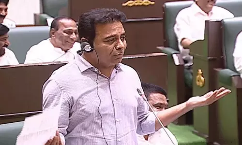 పదేళ్లు గొప్పగా.. 50 ఏళ్లు విధ్వంసమే.. పాత పాటతో రేవంత్ అండ్ కోను ఆడేసుకున్న కేటీఆర్!