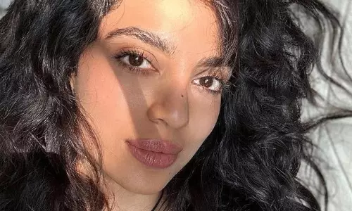 శోభిత హ్యాండ్ బ్యాగ్ గుట్టు లీక్