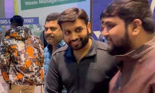 జగన్ పై అసభ్యకరమైన మాటలు.. ఎయిర్ పోర్ట్ లో ఎన్నారై అరెస్ట్!