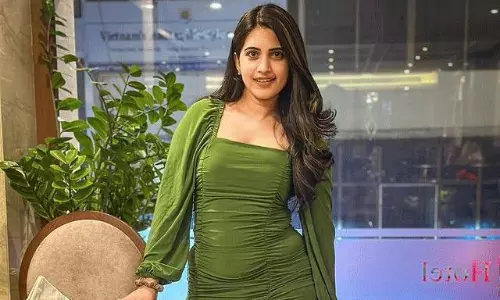 ఆ నవ్వుతోనే మాయ చేస్తోందిగా!