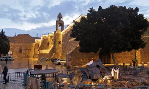 బెత్లహేం నగరంలో కానరాని క్రిస్మస్ శోభ... కారణం ఇదే!