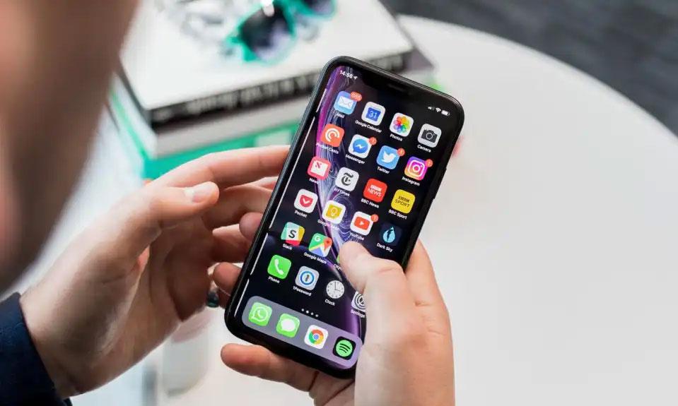 ఏడాదిలో భారీగా డిలీట్ చేసిన యాప్ లు ఇవే! | Most Deleted Apps in a Year