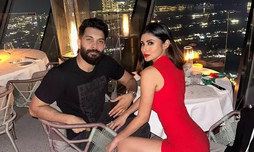 Mouni Roys Christmas Look with Boyfriend