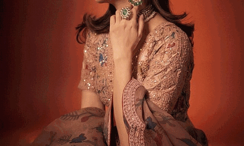 Nuvekshas Traditional Look Sparks Frenzy on Social Media