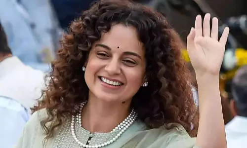 బాలీవుడ్ క్వీన్ పాలిటిక్స్.. మొదలైనట్లేనా..