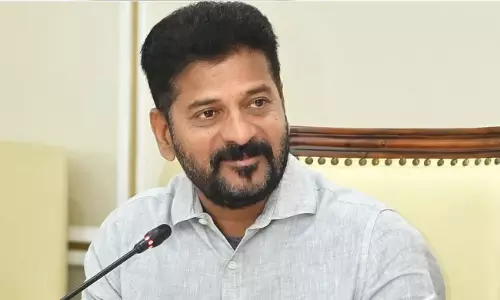 కొత్త లుక్ తో సీఎం రేవంత్