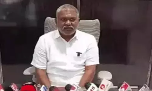 ఫ్యూచర్  చెబుతున్న కేతిరెడ్డి... ప్రత్యర్థులపై హాట్  కామెంట్స్!