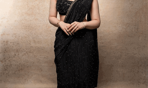 Sara Tendulkars Viral Glam Look