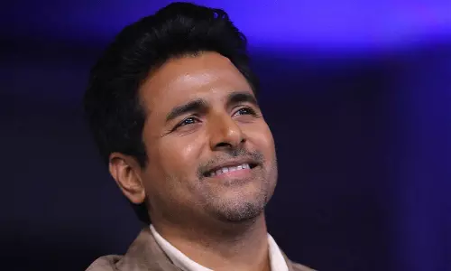 పెద్ద సినిమాకు రెమ్యునరేషన్ వదిలేసిన హీరో