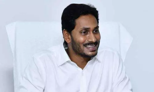 సర్వేలన్నీ జగన్ వైపు...ఫెయిల్యూర్ అక్కడే...!?